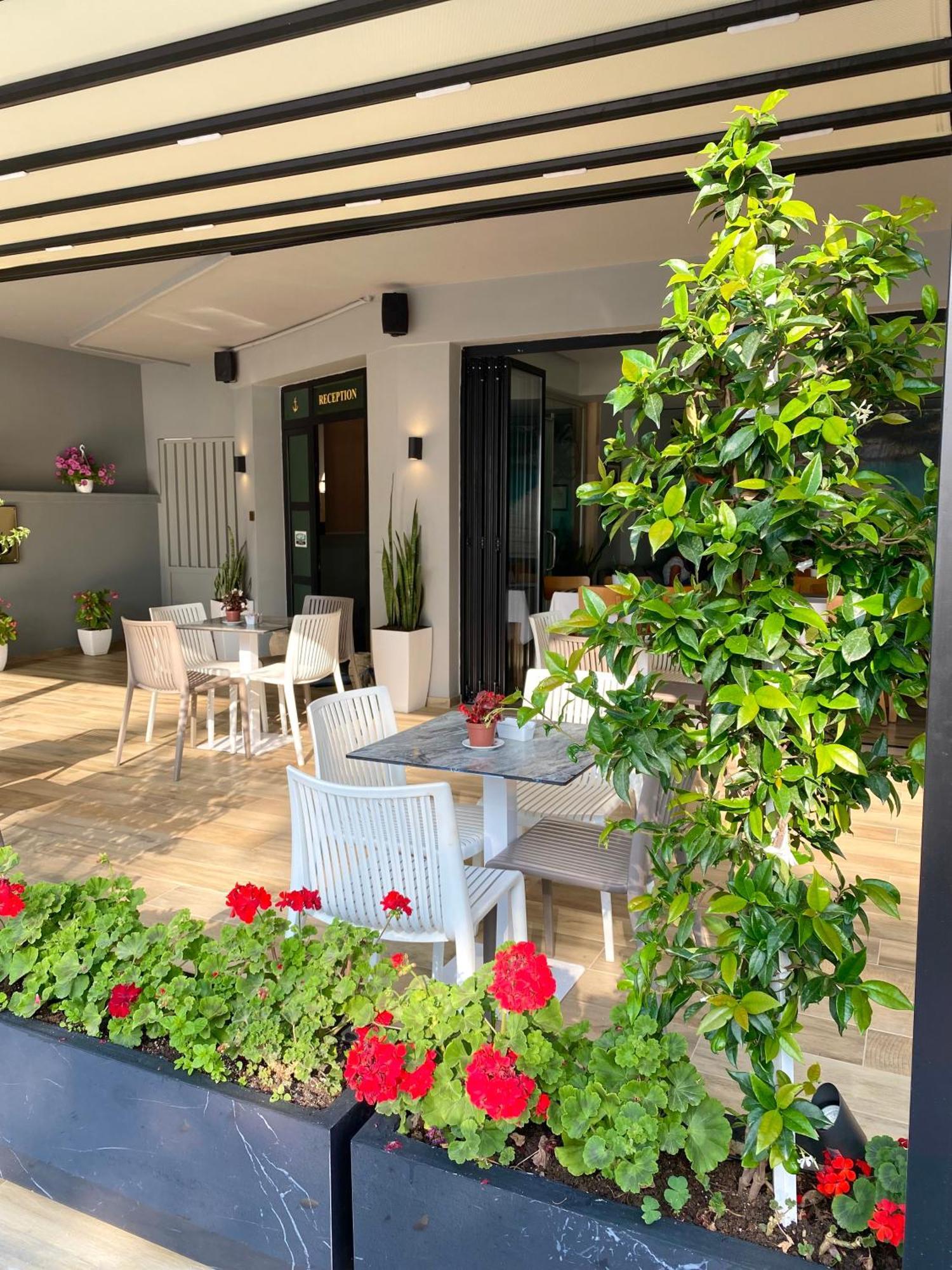 Hotel Bojko Vlorë Exterior foto