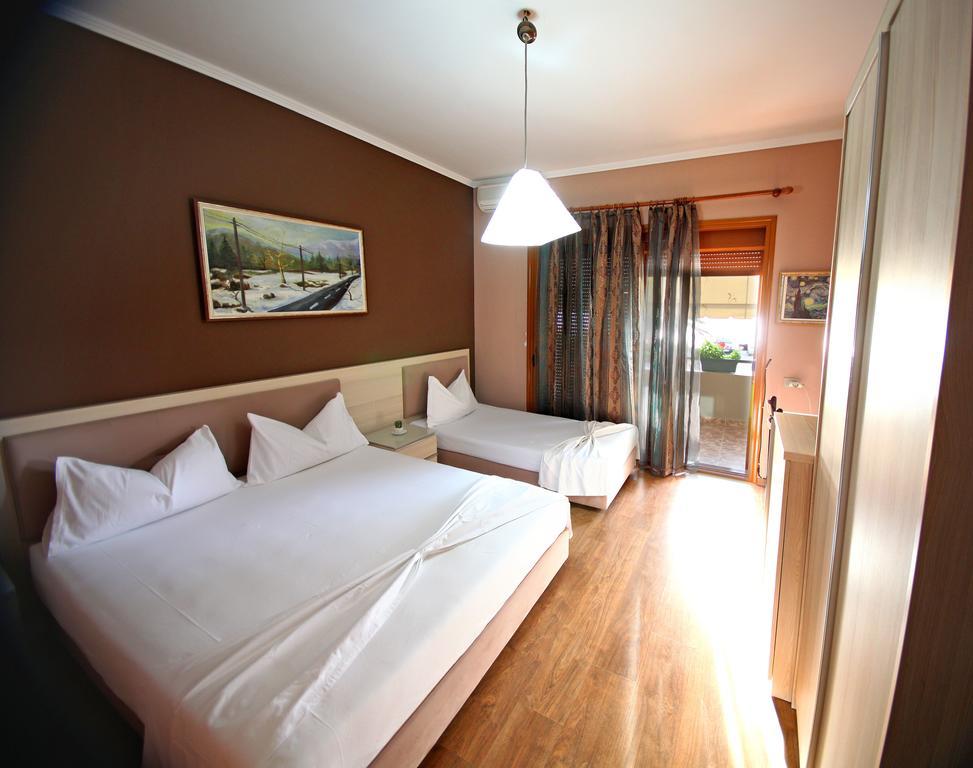 Hotel Bojko Vlorë Cameră foto